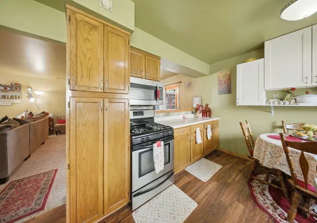 Photo 3 of Single family home for sale at 1410 Austin Ave, Aurora, IL 60505 | MLS# 12761348 | Listing updated on 2026-09-22