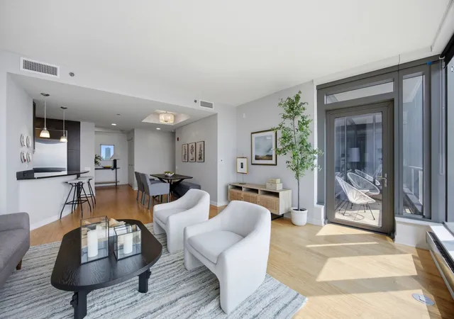 Photo 4 of Condo for sale at 60 E Monroe St #5703, Chicago, IL 60603 | MLS# 12761386 | Listing updated on 2026-09-22