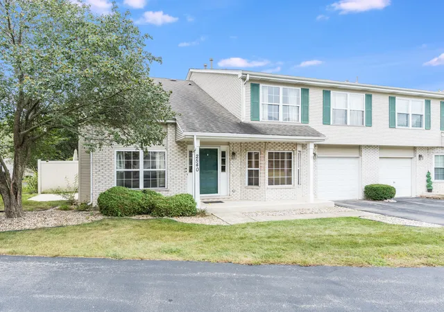 Photo 1 of Townhouse for sale at 2540 Juricic Dr, Crest Hill, IL 60403 | MLS# 12761400 | Listing updated on 2026-09-23