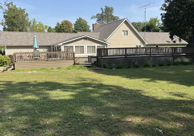 Photo 2 of Single family home for sale at 13916 Leisure Ln, Benton, IL 62812 | MLS# 12761407 | Listing updated on 2026-09-23