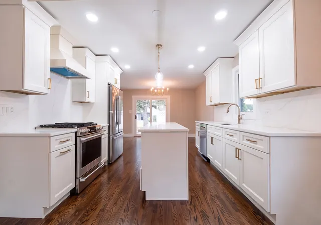 Photo 2 of Single family home for sale at 15360 Orchid Ct, Orland Park, IL 60462 | MLS# 12761408 | Listing updated on 2026-09-19