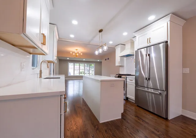 Photo 3 of Single family home for sale at 15360 Orchid Ct, Orland Park, IL 60462 | MLS# 12761408 | Listing updated on 2026-09-19