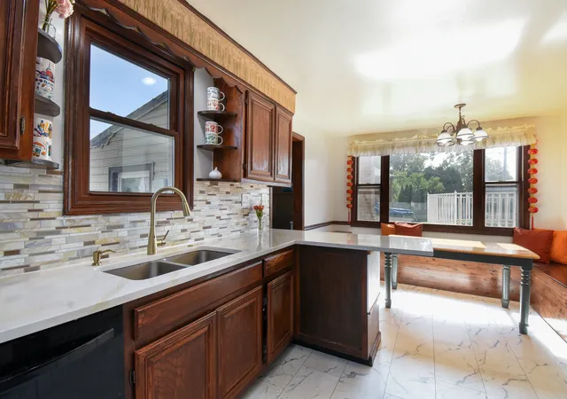 Photo 4 of Single family home for sale at 8145 State Rd, Burbank, IL 60459 | MLS# 12761452 | Listing updated on 2026-09-22