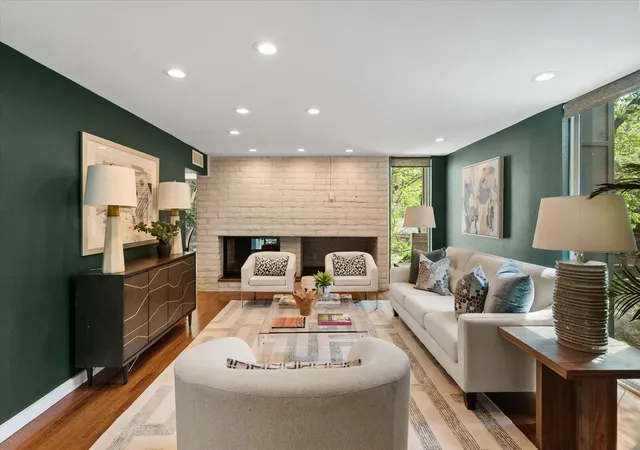Photo 3 of Single family home for sale at 3509 Bellaire Park Ct, Fort Worth, TX 76109 | MLS# 12761464 | Listing updated on 2026-09-22