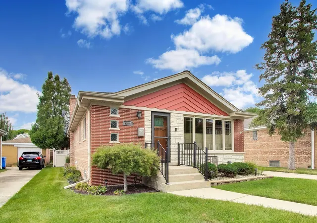 Photo 2 of Single family home for sale at 5022 N Busse Ave, Chicago, IL 60656 | MLS# 12761489 | Listing updated on 2026-09-26