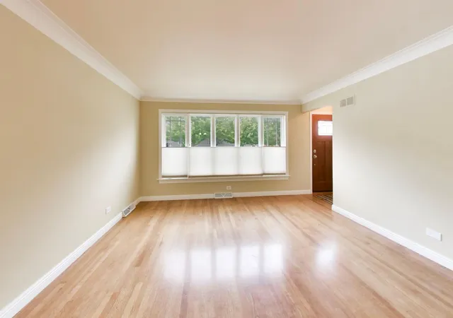 Photo 4 of Single family home for sale at 5022 N Busse Ave, Chicago, IL 60656 | MLS# 12761489 | Listing updated on 2026-09-26
