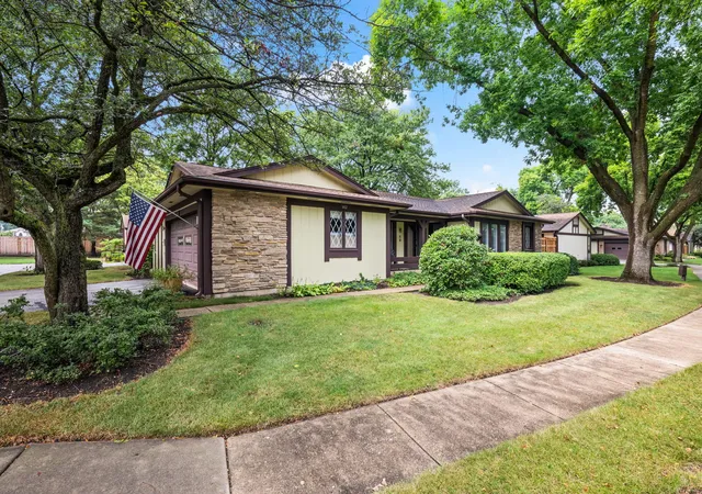 Photo 3 of Single family home for sale at (Undisclosed), Glenview, IL 60025 | MLS# 12761490 | Listing updated on 2026-09-24