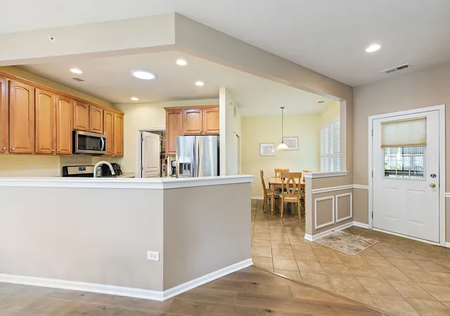 Photo 2 of Single family home for sale at 13545 Ivy Dr, Huntley, IL 60142 | MLS# 12761496 | Listing updated on 2026-09-28
