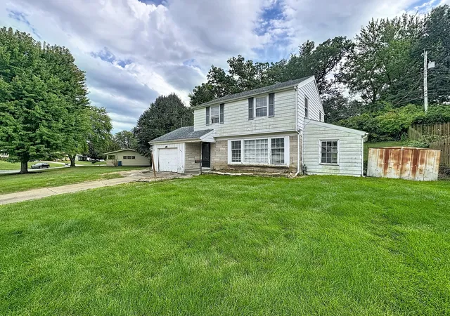 Photo 2 of Single family home for sale at 1418 35th Avenue, Rock Island, IL 61201 | MLS# 12761519 | Listing updated on 2026-09-23