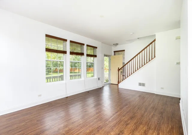 Photo 4 of Townhouse for sale at 2534 Evergreen Cir, Mc Henry, IL 60050 | MLS# 12761528 | Listing updated on 2026-10-07