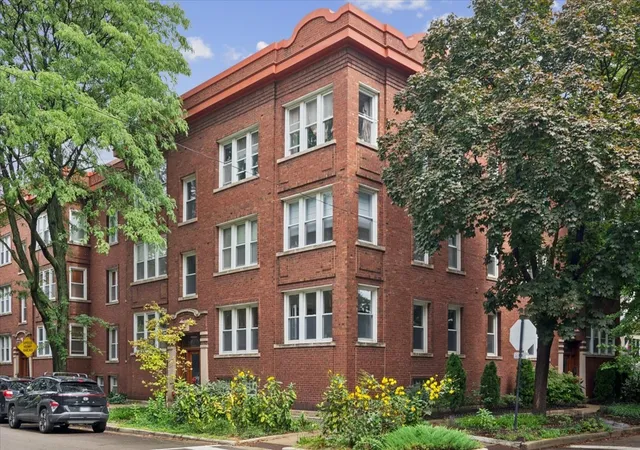 Condo for sale at 6101 N Glenwood Ave #1, Chicago, IL 60660 | MLS# 12761530