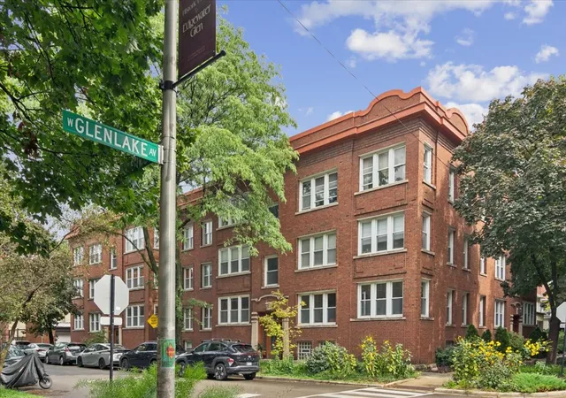 Photo 1 of Condo for sale at 6101 N Glenwood Ave #1, Chicago, IL 60660 | MLS# 12761530 | Listing updated on 2026-09-24
