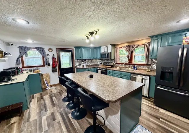 Photo 2 of Single family home for sale at 2211 Deets Rd, Sterling, IL 61081 | MLS# 12761539 | Listing updated on 2026-09-18