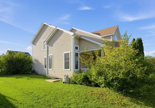 Photo 2 of Single family home for sale at 315 Stearn Dr, Genoa, IL 60135 | MLS# 12761578 | Listing updated on 2026-10-06
