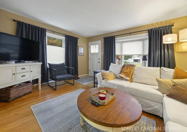 Photo 4 of Single family home for sale at 415 N Harvard Ave, Villa Park, IL 60181 | MLS# 12761611 | Listing updated on 2026-10-02