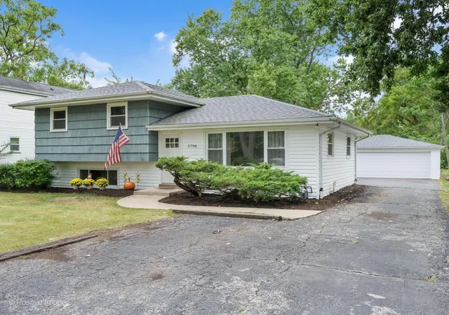 Photo 2 of Single family home for sale at 5798 Pershing Ave, Downers Grove, IL 60516 | MLS# 12761624 | Listing updated on 2026-09-22