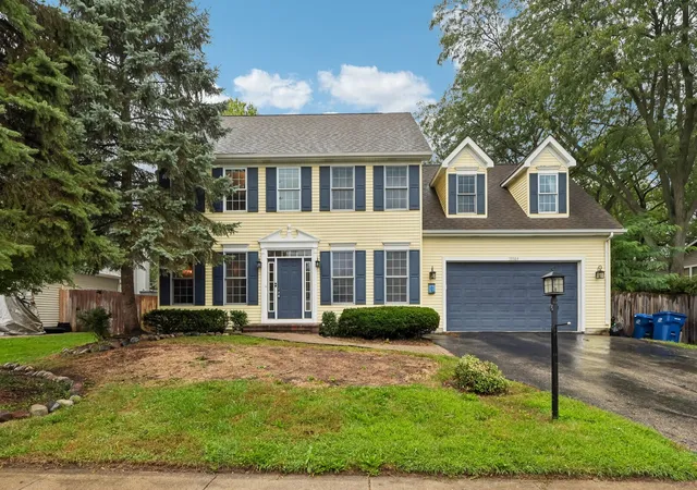 Photo 1 of Single family home for sale at 33584 N Almond Rd, Grayslake, IL 60030 | MLS# 12761635 | Listing updated on 2026-09-22