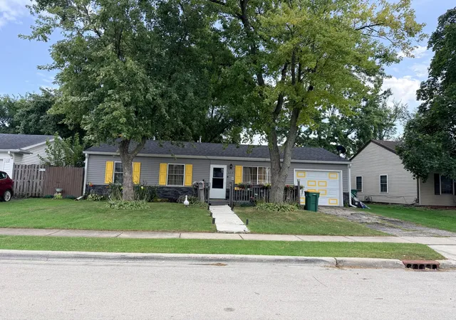 Single family home for sale at 525 Laurel Ave, Romeoville, IL 60446 | MLS# 12761661