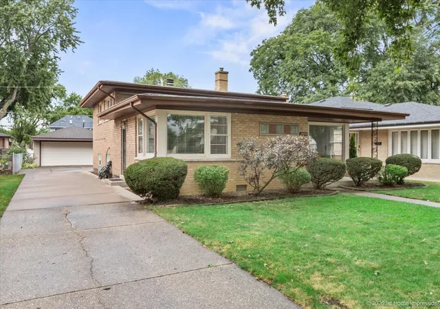 Photo 1 of Single family home for sale at 10436 S Kildare Ave, Oak Lawn, IL 60453 | MLS# 12761667 | Listing updated on 2026-09-23