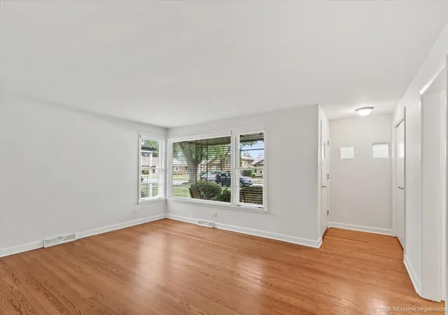 Photo 4 of Single family home for sale at 10436 S Kildare Ave, Oak Lawn, IL 60453 | MLS# 12761667 | Listing updated on 2026-09-23