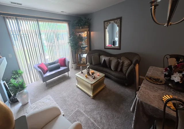 Photo 3 of Townhouse for sale at 2580 Golf Ridge Cir, Naperville, IL 60563 | MLS# 12761686 | Listing updated on 2026-09-22
