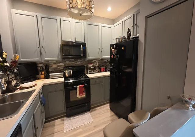 Photo 3 of Townhouse for sale at 2580 Golf Ridge Cir, Naperville, IL 60563 | MLS# 12761686 | Listing updated on 2026-09-22