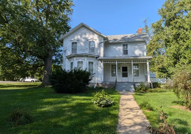 Photo 1 of Single family home for sale at 106 N Broadway St, Baileyville, IL 61007 | MLS# 12761692 | Listing updated on 2026-09-23