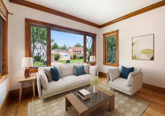Photo 3 of Single family home for sale at 4213 Elm Ave, Brookfield, IL 60513 | MLS# 12761693 | Listing updated on 2026-09-30
