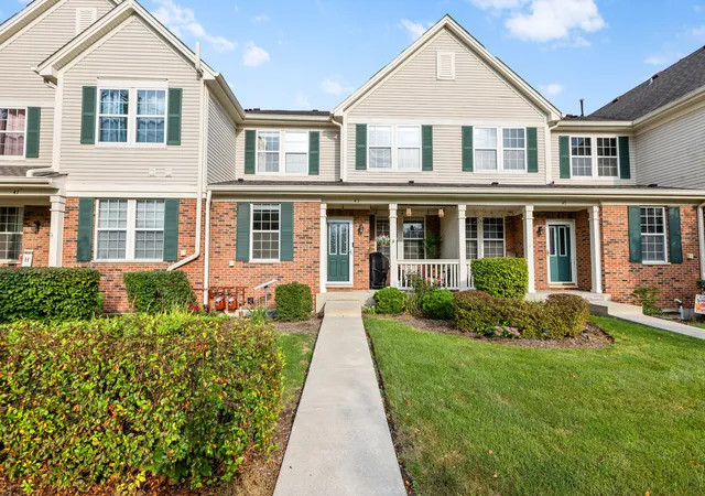Photo 1 of Townhouse for sale at 43 N Palazzo Dr, Addison, IL 60101 | MLS# 12761695 | Listing updated on 2026-09-25