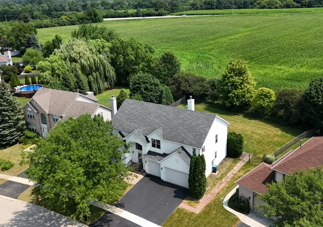 Photo 2 of Single family home for sale at 37089 N Bonnie Brae Rd, Lake Villa, IL 60046 | MLS# 12761708 | Listing updated on 2026-09-28