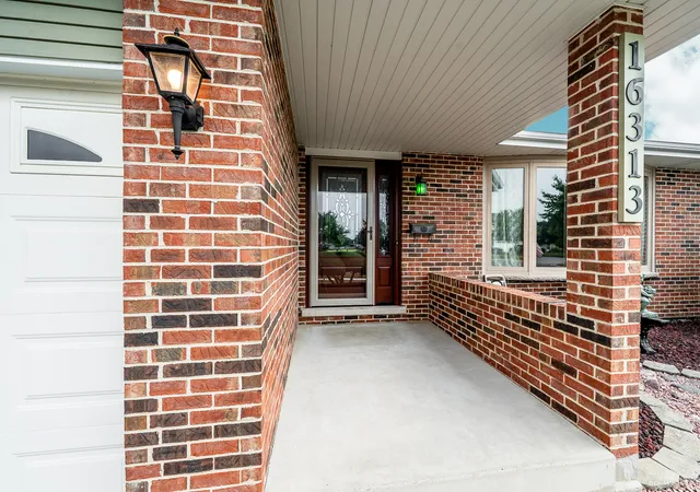 Photo 3 of Single family home for sale at 16313 S Jannel Ct, Lockport, IL 60441 | MLS# 12761724 | Listing updated on 2026-09-24