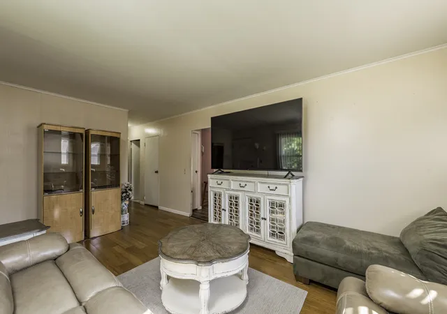 Photo 4 of Single family home for sale at 2109 W Pacific Ave, Waukegan, IL 60085 | MLS# 12761734 | Listing updated on 2026-09-23
