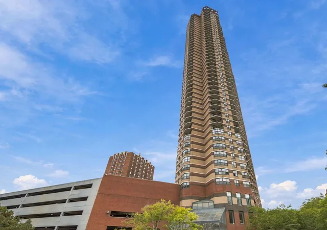 Condo for sale at 3660 N Lake Shore Dr #4110, Chicago, IL 60613 | MLS# 12761736