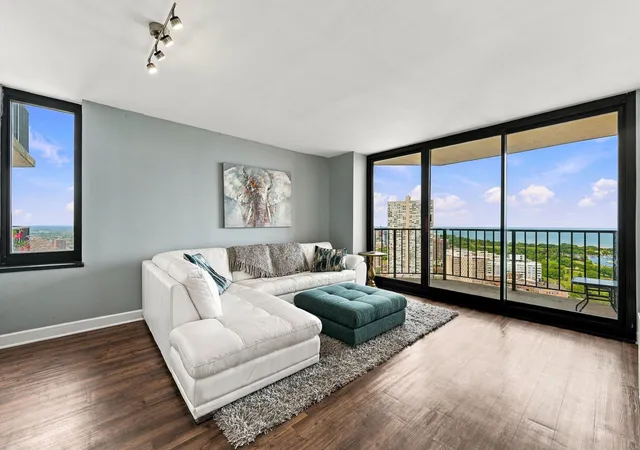 Photo 2 of Condo for sale at 3660 N Lake Shore Dr #4110, Chicago, IL 60613 | MLS# 12761736 | Listing updated on 2026-10-03