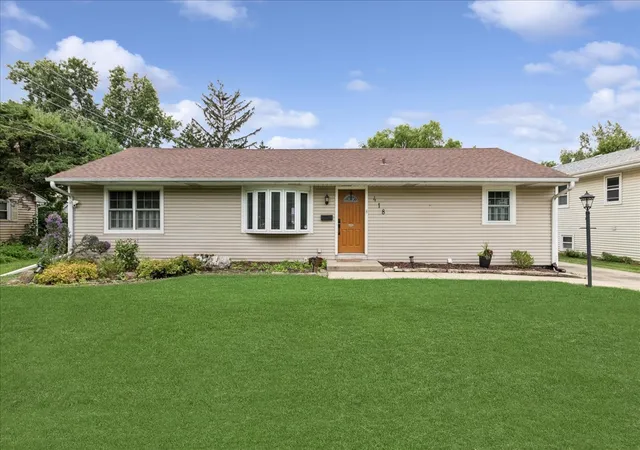 Single family home for sale at 418 S Fairfield Ave, Lombard, IL 60148 | MLS# 12761740
