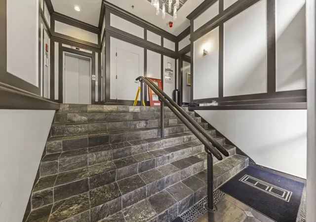Photo 4 of Condo for sale at 640 S Federal St #802, Chicago, IL 60605 | MLS# 12761788 | Listing updated on 2026-09-19