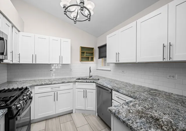 Photo 3 of Townhouse for sale at 1327 Coldspring Rd, Carol Stream, IL 60188 | MLS# 12761822 | Listing updated on 2026-09-22
