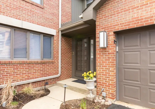 Photo 2 of Townhouse for sale at 49 Park Ln #49, Park Ridge, IL 60068 | MLS# 12761827 | Listing updated on 2026-09-22