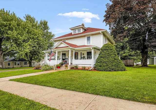 Photo 1 of Sale Pending at 406 W Main St, Durand, IL 61024 | MLS# 12761831 | Listing updated on 2026-09-23