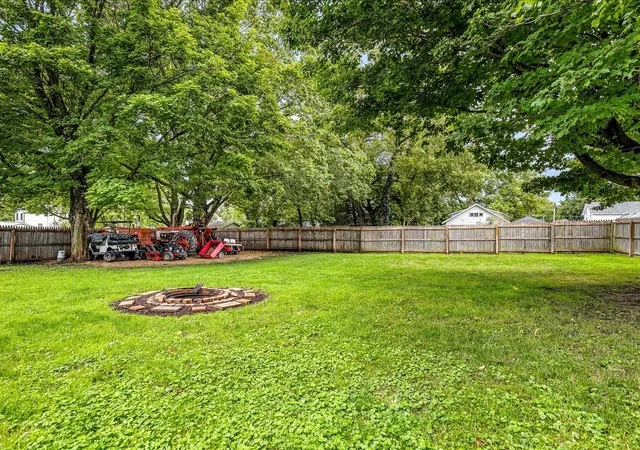Photo 26 of Sale Pending at 406 W Main St, Durand, IL 61024 | MLS# 12761831 | Listing updated on 2026-09-23