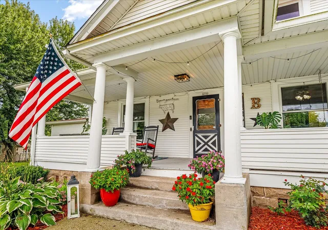 Photo 4 of Sale Pending at 406 W Main St, Durand, IL 61024 | MLS# 12761831 | Listing updated on 2026-09-23