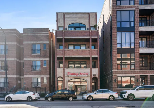 Condo for sale at 2463 W Foster Ave #2, Chicago, IL 60625 | MLS# 12761839