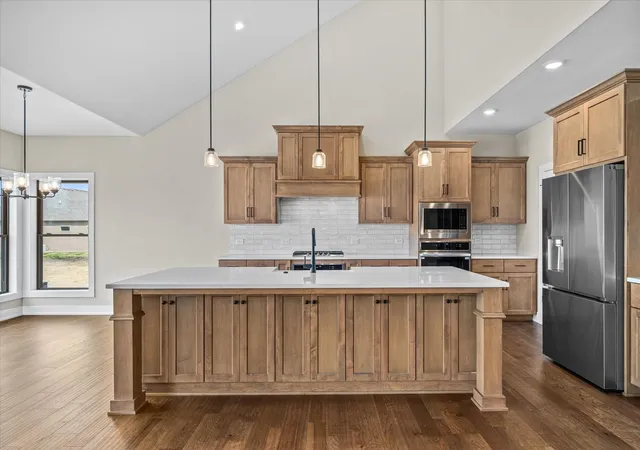Photo 2 of Single family home for sale at 878 Claridge Dr, Oswego, IL 60543 | MLS# 12761848 | Listing updated on 2026-09-23