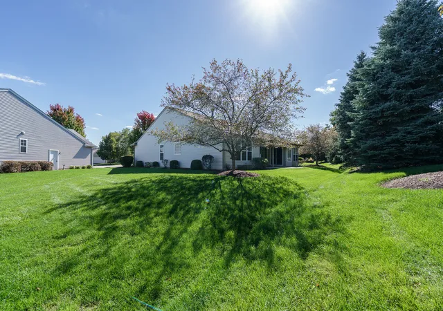Photo 3 of Single family home for sale at 13655 Fallow Dr, Huntley, IL 60142 | MLS# 12761850 | Listing updated on 2026-10-08