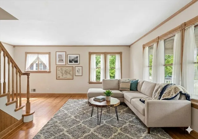 Photo 2 of Single family home for sale at 319 Leclaire Ave, Wilmette, IL 60091 | MLS# 12761868 | Listing updated on 2026-09-22