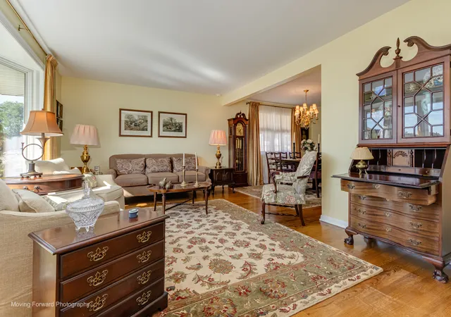 Photo 3 of Single family home for sale at 2923 Downing Ave W, Westchester, IL 60154 | MLS# 12761872 | Listing updated on 2026-10-08