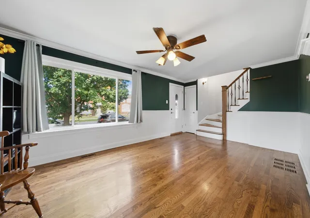 Photo 4 of Single family home for sale at 3321 W 83rd Place, Chicago, IL 60652 | MLS# 12761927 | Listing updated on 2026-10-22