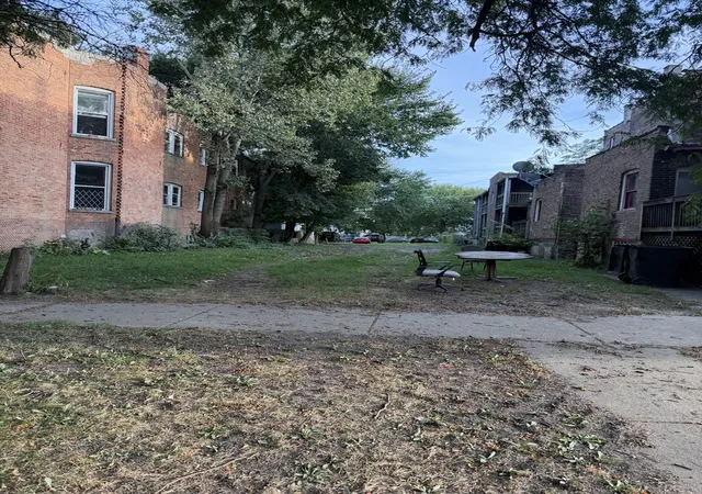 Photo 1 of Land for sale at 453 W 61st Street, Chicago, IL 60621 | MLS# 12761930 | Listing updated on 2026-09-16