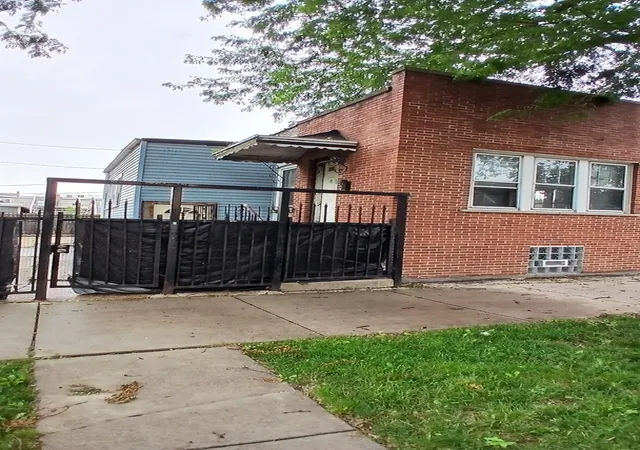 Photo 3 of Multi family home for sale at 4157 W Crystal St, Chicago, IL 60651 | MLS# 12761932 | Listing updated on 2026-09-23