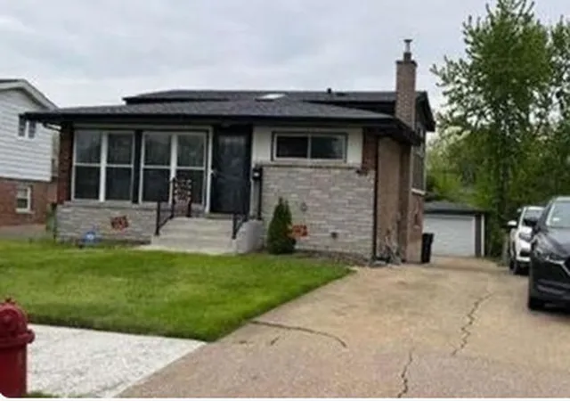 Photo 3 of Single family home for sale at 8558 S Woodlawn Ave, Chicago, IL 60619 | MLS# 12761933 | Listing updated on 2026-09-16